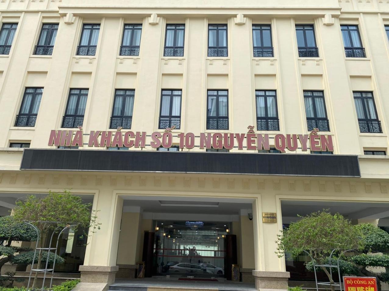 NguyẽN QuyèN Hotel Hanoj Exteriér fotografie