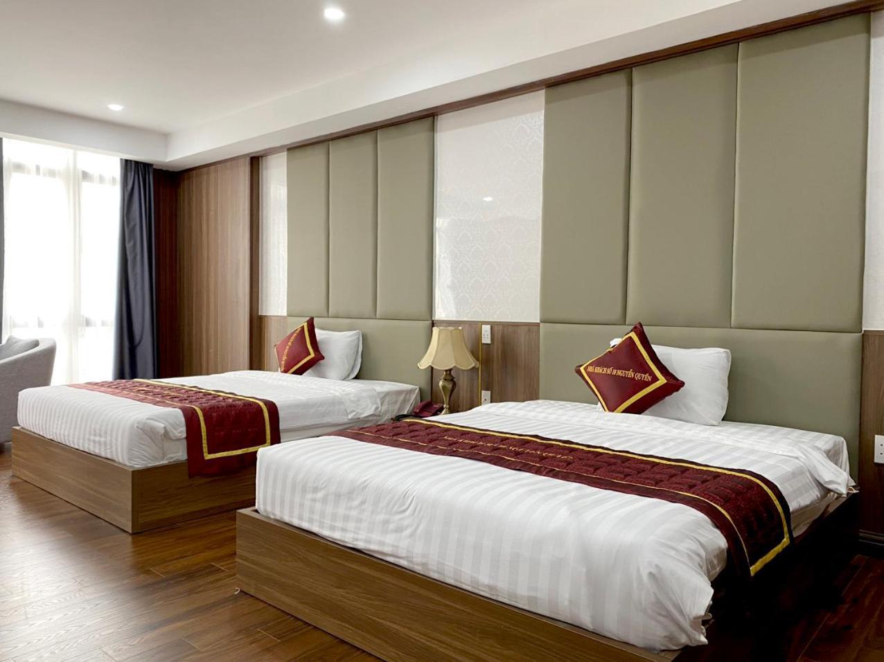 NguyẽN QuyèN Hotel Hanoj Exteriér fotografie
