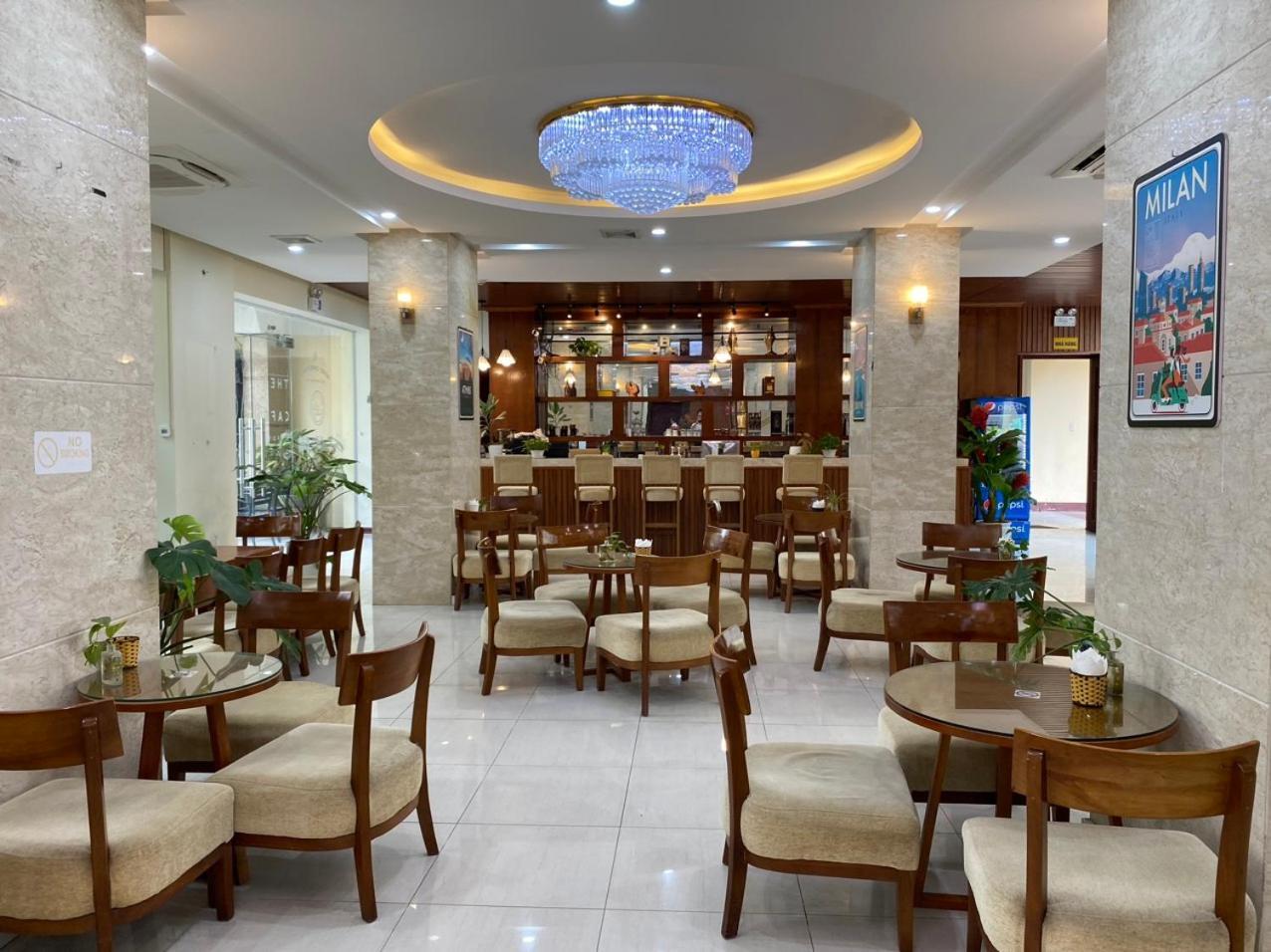 NguyẽN QuyèN Hotel Hanoj Exteriér fotografie