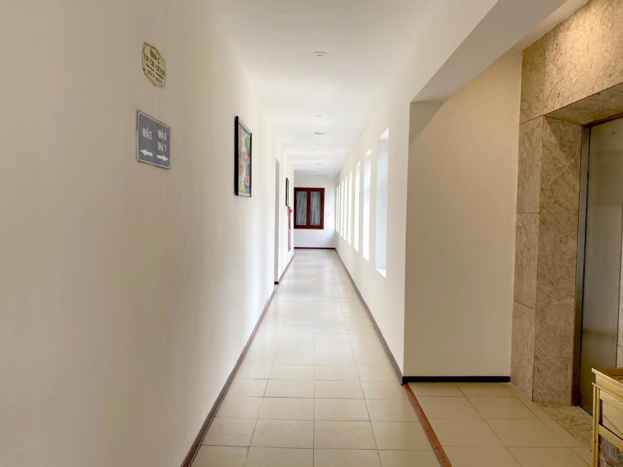 NguyẽN QuyèN Hotel Hanoj Exteriér fotografie