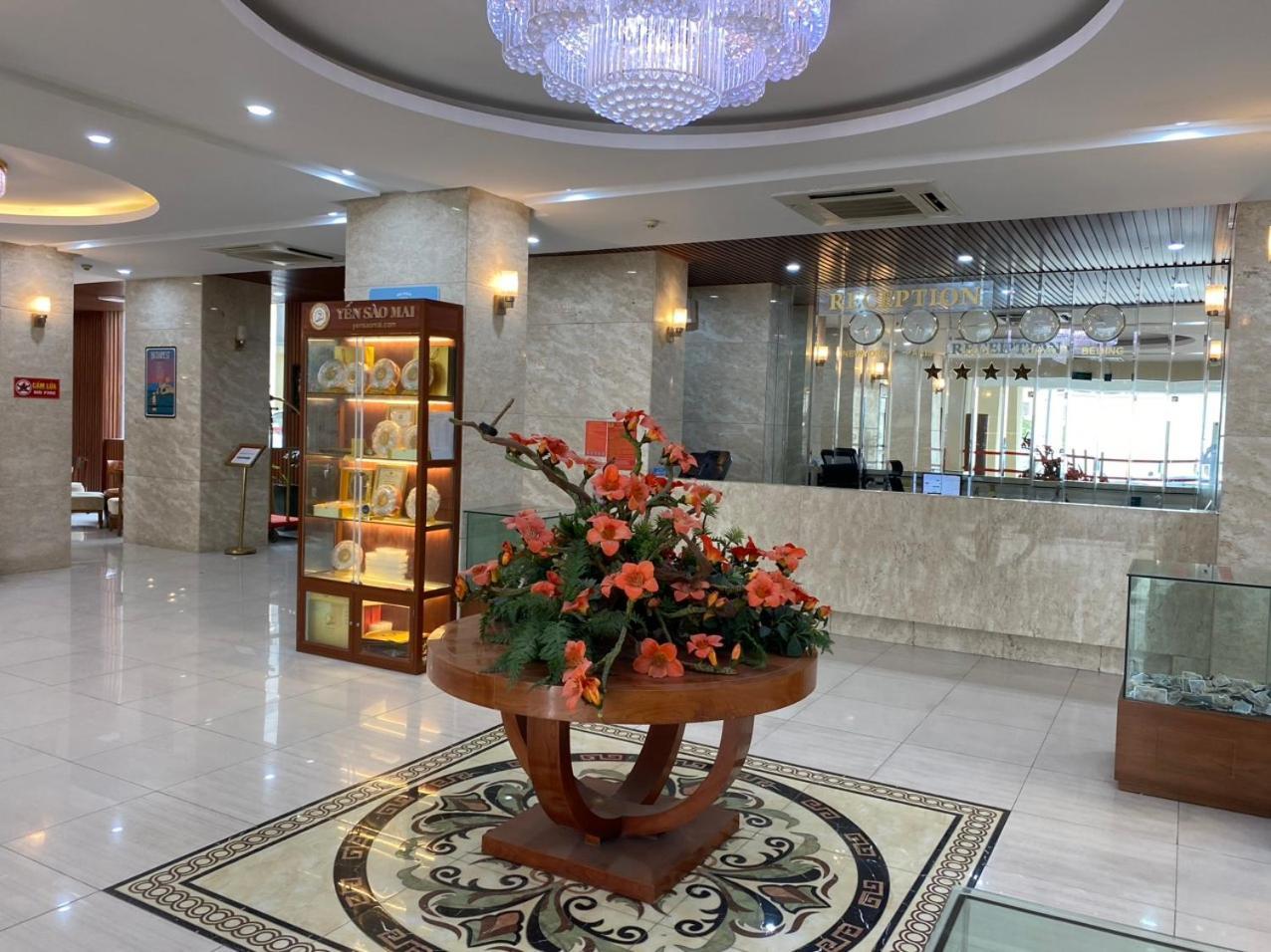 NguyẽN QuyèN Hotel Hanoj Exteriér fotografie