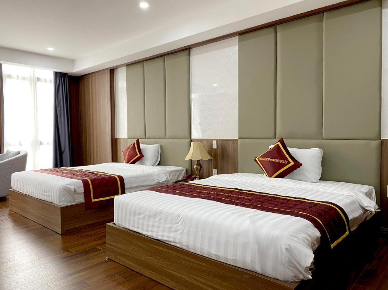 NguyẽN QuyèN Hotel Hanoj Exteriér fotografie