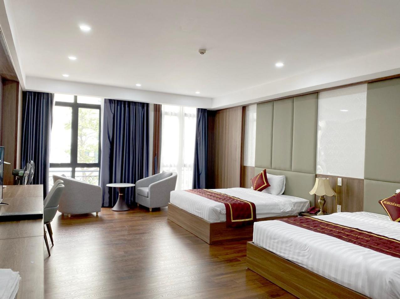 NguyẽN QuyèN Hotel Hanoj Exteriér fotografie
